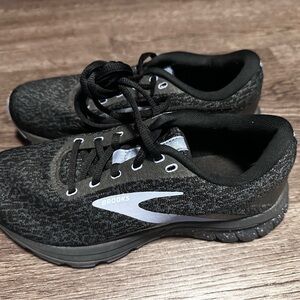 Brooks Charcoal and Black Athletic Shoes with blue/purple accents